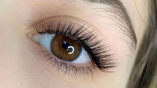 <b>Скидка до 40%.</b> Оформление ресниц и бровей в салоне красоты «Краса»