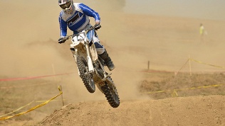 <b>Скидка до 76%.</b> 60 или 120 минут катания на питбайке или кроссовом мотоцикле от клуба Kvadro-Extrim