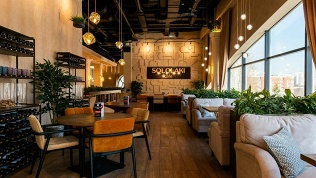 Всё меню и напитки с подарком в кафе «Сололаки»