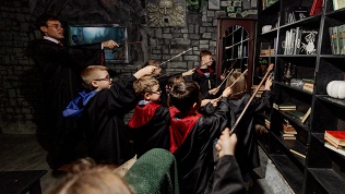 <b>Скидка до 25%.</b> Квест «Гарри: знакомство с магией» от музея «Дом Гарри»