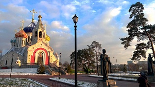 <b>Скидка до 52%.</b> Билет на экскурсию «Загадочное Переделкино: по тропам гениев и святых» от Дмитрия Беловинцева