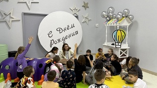 <b>Скидка до 10%.</b> 1 или 5 дней дневного пребывания в детском клубе «Городские каникулы»