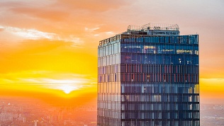 <b>Скидка 30%.</b> Билет на посещение самой высокой открытой смотровой площадки в Европе «Выше только любовь» (1260 руб. вместо 1800 руб.)