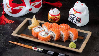 Всё меню и напитки в двух ресторанах японской кухни «Ниппон» со скидкой 30%