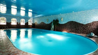 <b>Скидка до 30%.</b> Отдых с завтраками или питанием по системе «полный пансион» и посещением бассейна в арт-отеле «Пушкино» 3*