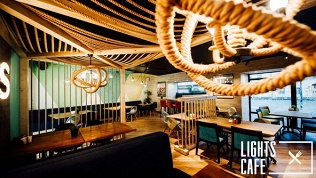 Всё меню кухни и напитки в ресторане Lights Cafe
