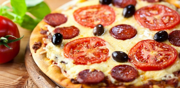 Пицца от службы доставки Pizza Italia за полцены