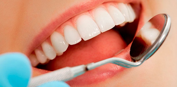 УЗ-чистка зубов в стоматологической клинике «Доступная стоматология»