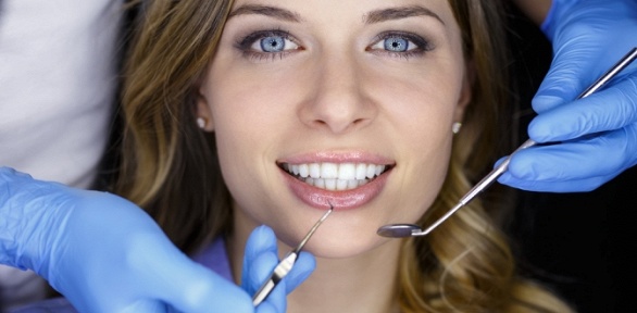 Ультразвуковая чистка и полировка всех зубов в клинике «Фреш дент»