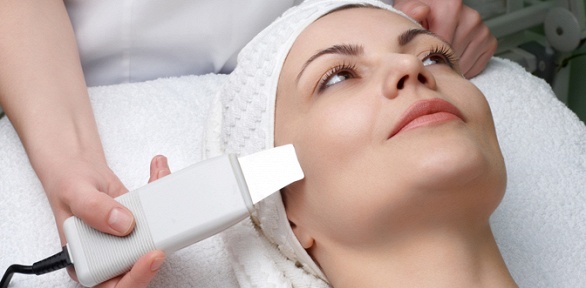 <b>Скидка до 84%.</b> Чистка, пилинг или лазерное омоложение лица в клинике ASmed Beauty Clinique