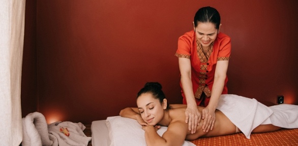 Тайский или балийский релакс-массаж в SPA-салоне «Джунгли»