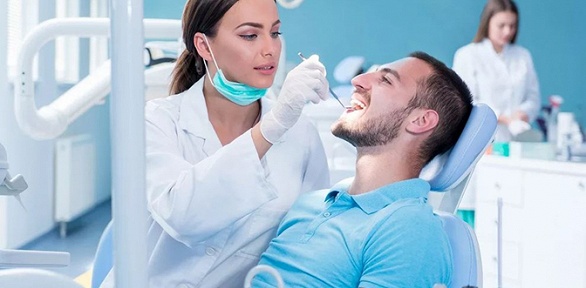 Комплексная гигиеническая чистка зубов в медцентре «Здоровая семья»