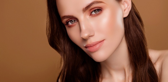 Ультразвуковая, комбинированная чистка лица, пилинги в клинике Prima Dental