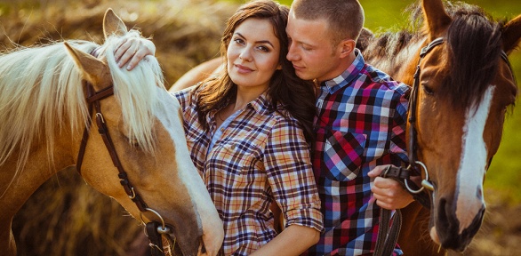 Конные прогулки от семейного конноспортивного клуба «Тандем»