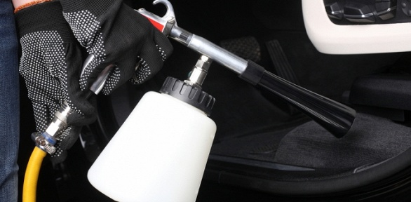 <b>Скидка до 50%.</b> Мойка, химчистка салона или предпродажная подготовка автомобиля в техцентре X-driver