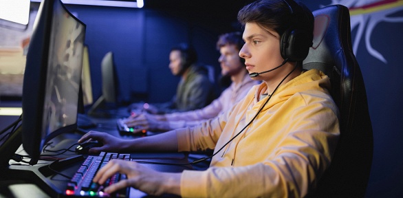 Абонемент на игры в компьютерном клубе Escape