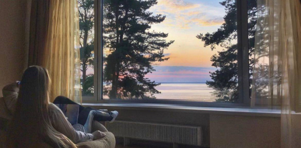 Отдых на берегу Горьковского моря с питанием в клубном отеле «Акватория»