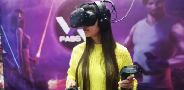 Посещение комнаты виртуальной реальности от сети клубов VR Pass