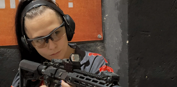 Стрельба из автомата, винтовки, пистолета или лука на полигоне DykaliS