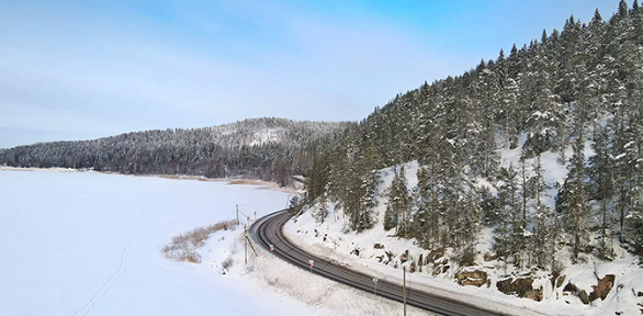 Автобусная экскурсия «Путешествие в Карелию: финская уха, 4 водопада и Ладожские шхеры» от туроператора Charm Tour (990 руб. вместо 3960 руб.)