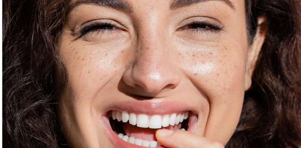 Комплексная процедура гигиенической чистки зубов в клинике White Star