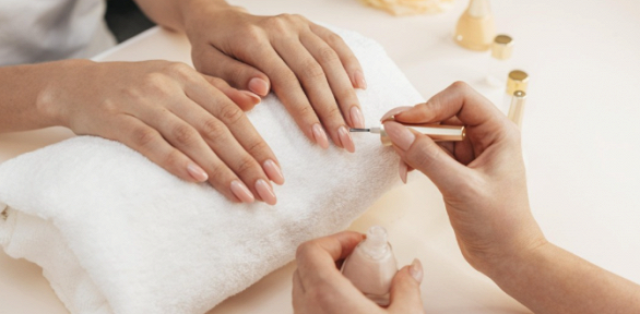 Маникюр и педикюр с покрытием гель-лаком от мастера Антонины Дреминой