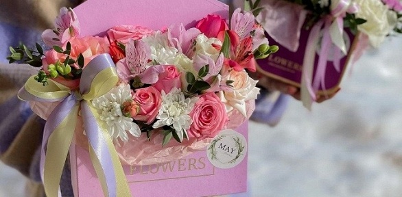 Букет из роз или цветочная композиция
