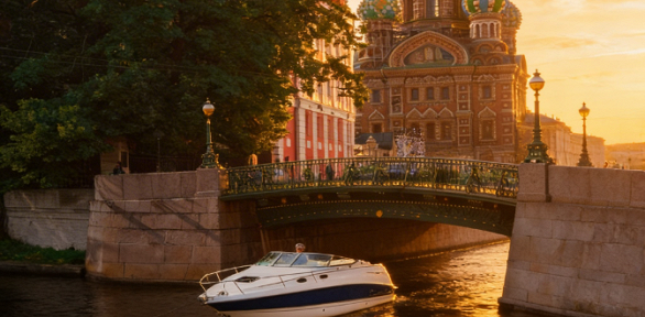 Аренда всепогодного катера от компании Hotboatspb