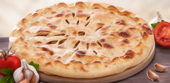 Сет из осетинских пирогов с подарком от пекарни «Вершина вкуса»