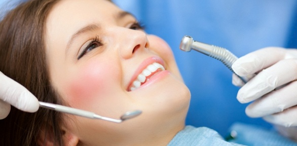 Гигиена полости рта, отбеливание в стоматологии «Специалист»