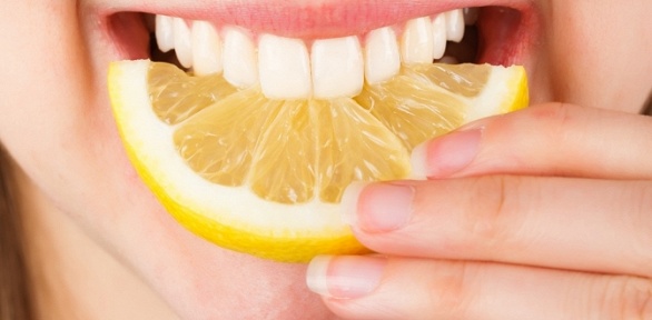 <b>Скидка до 88%.</b> УЗ-чистка, чистка AirFlow и обработка лечебными пастами полости рта от стоматологии «Мега-Дент»