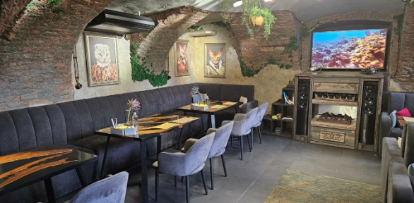 Меню кухни и напитки в баре «Skots Pub Фонтанка11»