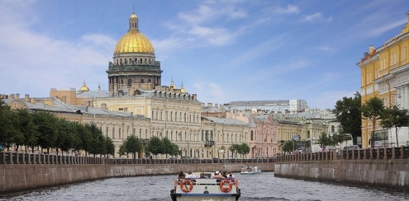 Романтический отдых в центре Санкт-Петербурга в отеле «Хюгге на озере»