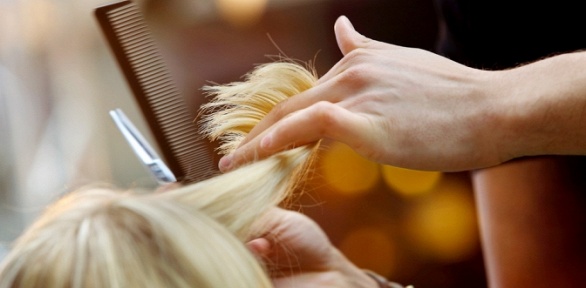 Женская стрижка, окрашивание волос в салоне красоты A&S