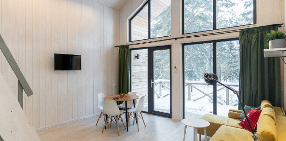 Отдых в Доброграде в гостевых домах «Барн-Хаус» от компании «Дом в лесу»