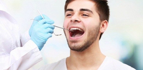 Гигиеническая чистка зубов в стоматологической клинике Urbanstom