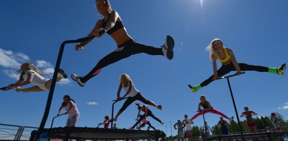 До 8 аэробных тренировок на мини-батутах в сети клубов Jumping Fitness