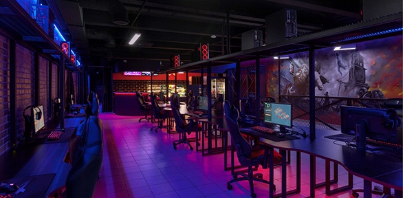 Посещение зала компьютерных игр или зала TV+Console от клуба CyberX