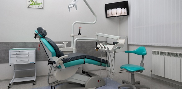 Профессиональная гигиена полости рта в стоматологии «Эсте Дент»