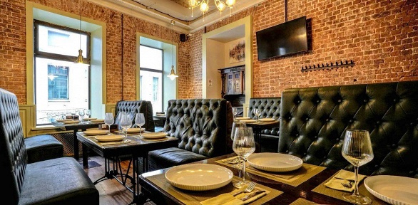 Всё меню кухни и напитки в баре «Делулу» за полцены