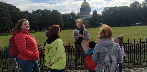 Семейные экскурсии по Санкт-Петербургу от компании «Гулёна»