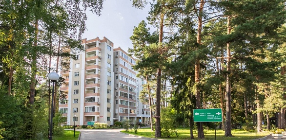 Проживание в комплексе отдыха «Яхонтовый лес»