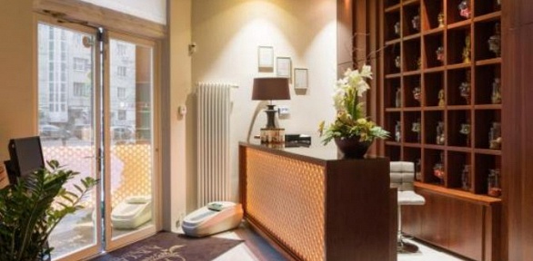 Массаж или SPA-программы в аюрведической клинике Aryan East West Clinic