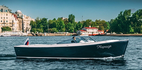 Аренда катера «Маркиза» от компании «Ван Гог»