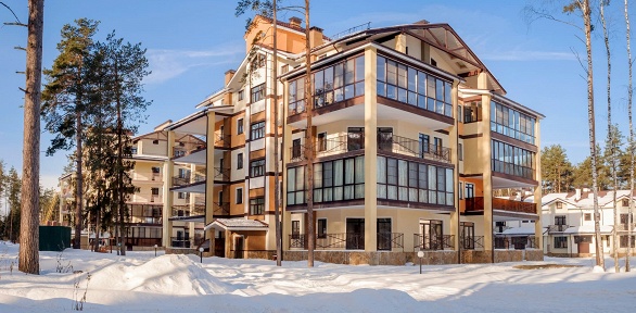 Проживание в комплексе отдыха «Яхонтовый лес»