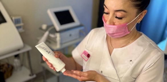 Чистка, пилинг и массаж лица в студии «Ничего лишнего»