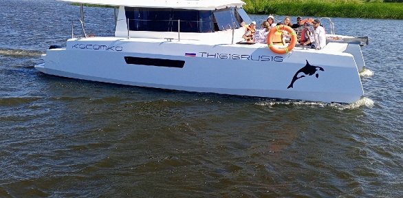 Прогулка на катамаране «Касатка» от аренды A Boats