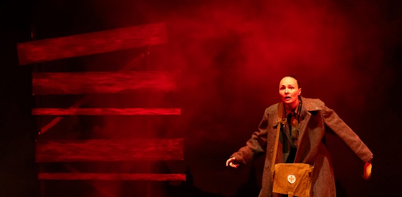 <b>Скидка до 40%.</b> Билет на спектакль «Бессмертники» в театре «МнаК» со скидкой 40%