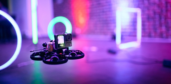 Пилотирование дронов в центре Drontech.club