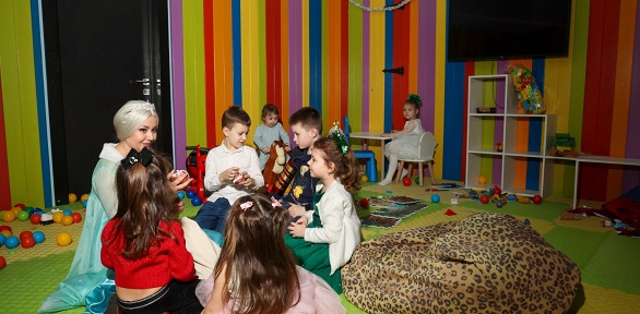 Встреча Нового года с праздничной программой в комплексе «Звездный»